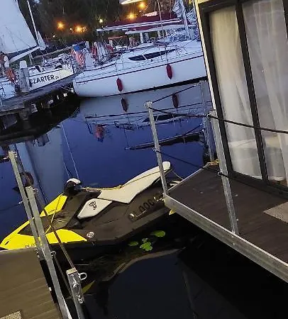 Goltgo Dom Na Wodzie Houseboat Hausboot Botel Gizycko