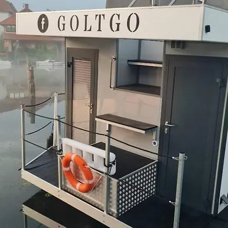 Goltgo Dom Na Wodzie Houseboat Hausboot Hotel na wodzie