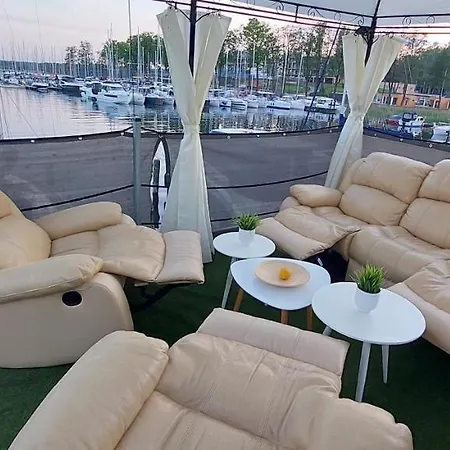 Botel Goltgo Dom Na Wodzie Houseboat Hausboot *