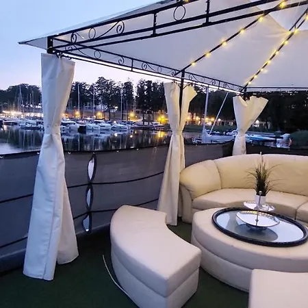 Goltgo Dom Na Wodzie Houseboat Hausboot *