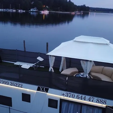 Hotel na wodzie Goltgo Dom Na Wodzie Houseboat Hausboot *